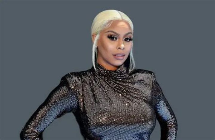 
@alexisskyy_ – Alexis Skyy Height, Weight, Net Worth, Age, Birthday, Wikipedia, Who, Nationality, Biography 