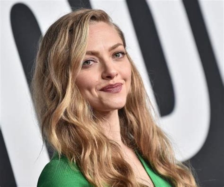 Amanda Seyfried Height, Weight, Net Worth, Age, Birthday, Wikipedia, Who, Nationality, Biography