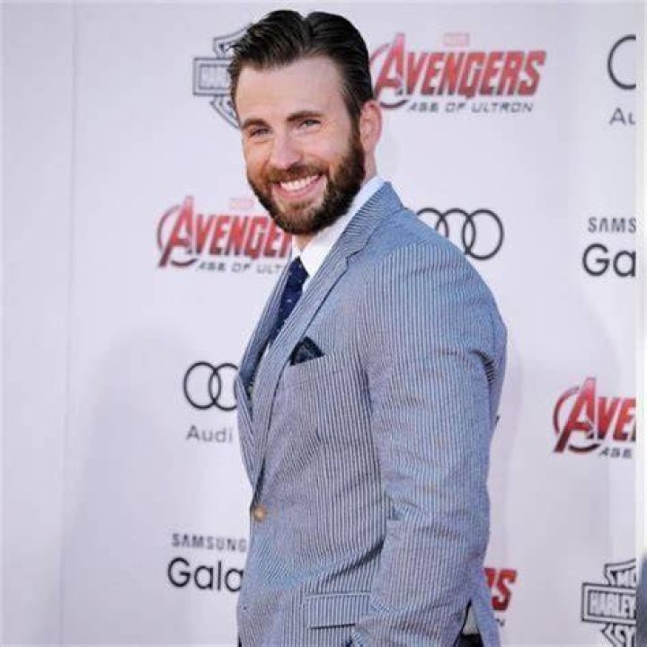
Brendan Looney Height, Weight, Net Worth, Age, Birthday, Wikipedia, Who, Nationality, Biography 