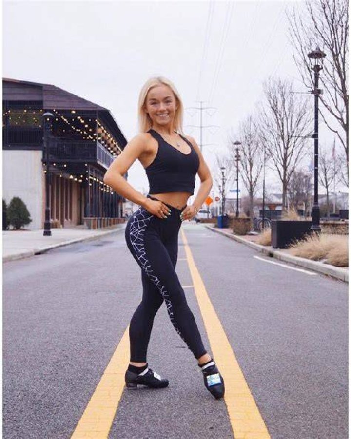 
Cassidy Carter Height, Weight, Net Worth, Age, Birthday, Wikipedia, Who, Nationality, Biography 