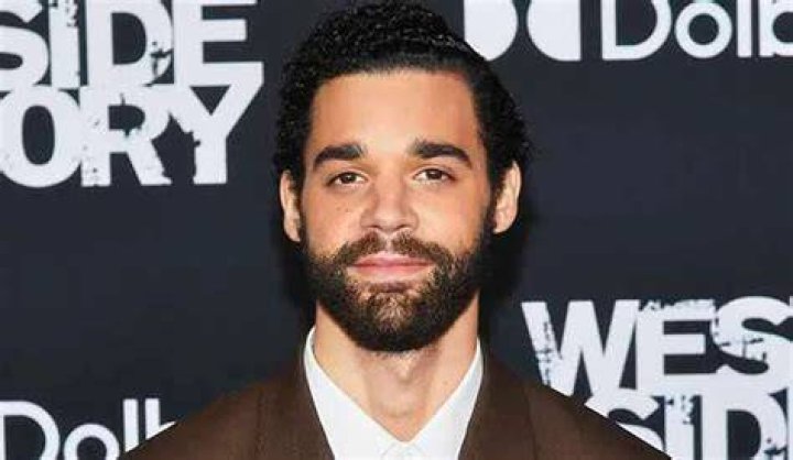 David Alvarez Biography: Age, Movies & TV Shows, Net Worth, Awards, Height, Girlfriend, Wikipedia