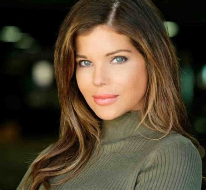 Donna D’Errico’s biography, fact, career, awards, net worth & life story