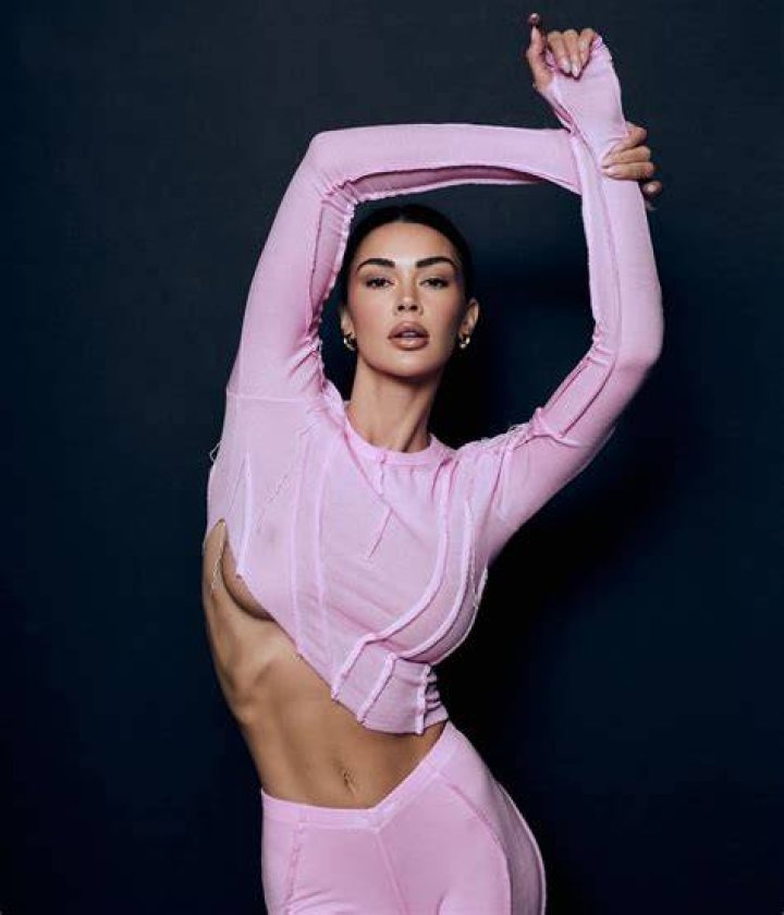 
Franziska Nazarenus Height, Weight, Net Worth, Age, Birthday, Wikipedia, Who, Nationality, Biography 