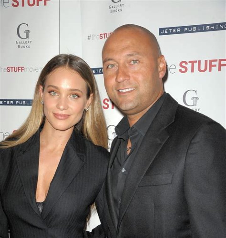 
Hannah Jeter Biography: Is she married? Find out her Kids, Age, Wedding, Net Worth, Brother 