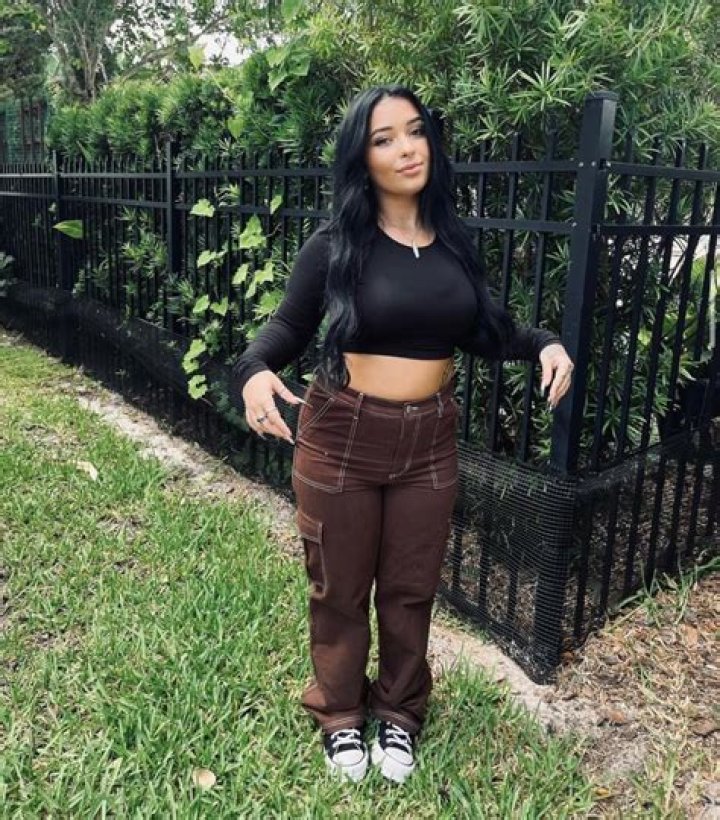 
Is Danielle Cohn Engaged? Ex-Boyfriend And Parents – Her Mom And Dad 