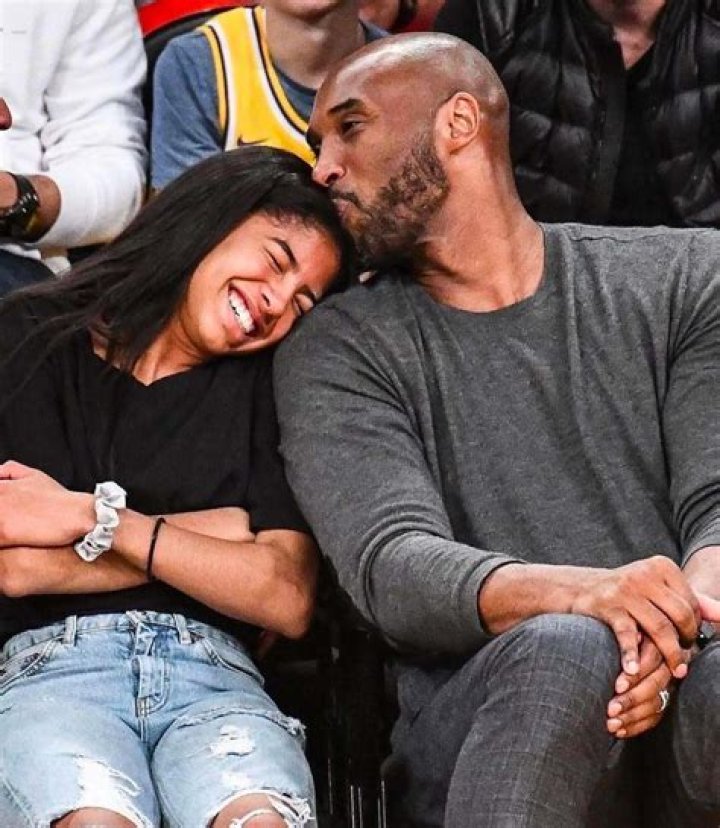 
Is Marc Lamont Hill Married to Wife? Or Dating a Girlfriend? 