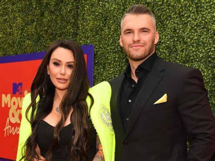 Jersey Shore Star Jenni “JWoww” Farley Reveals Her Wedding Plan With Zack Clayton In