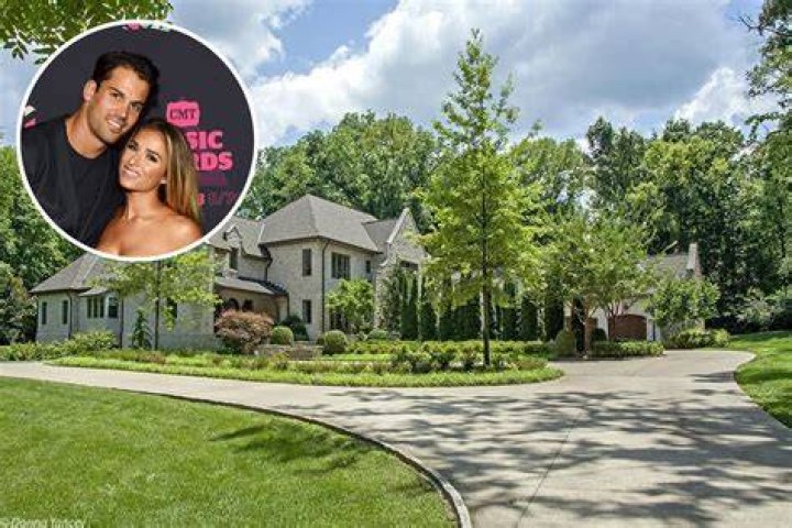 
Jessie James and Eric Decker List Nashville Mansion They Once Called ‘Forever Home’ for $10.3 Million 