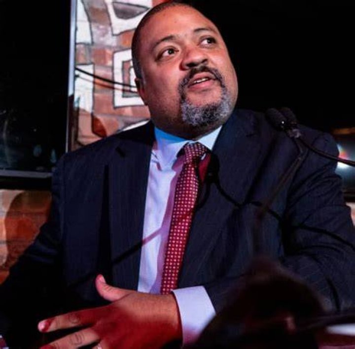
Manhattan DA and Trump Prosecutor Alvin Bragg Resigns After Doubts About Case 