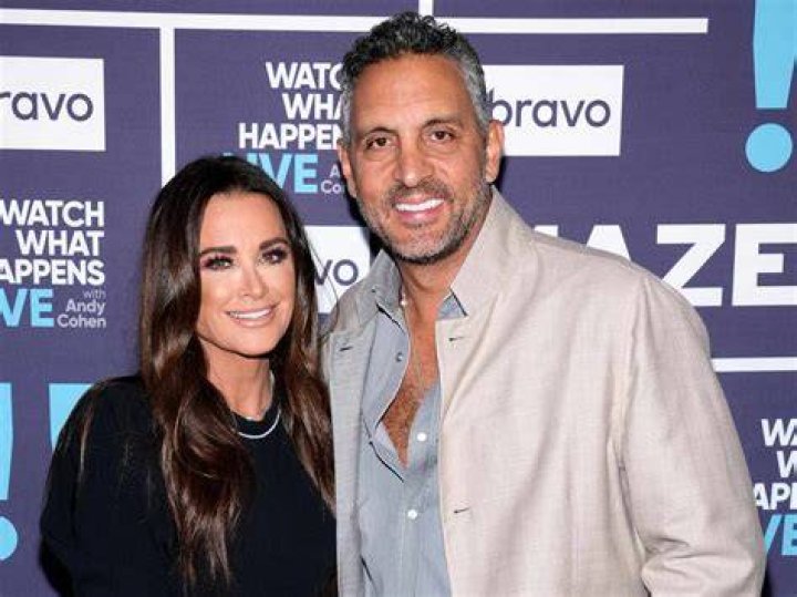 Mauricio Umansky Bio, Wiki, Age, Height, Parents, Wife, The Agency, and Net worth