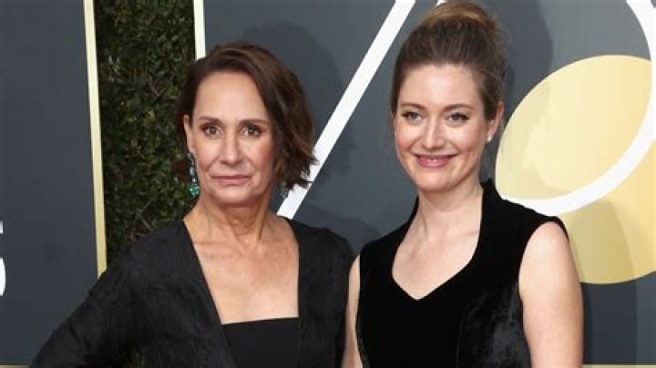 
Meet Laurie Metcalf Sister Linda Metcalf And Brother James Metcalf, Parents And Net Worth 