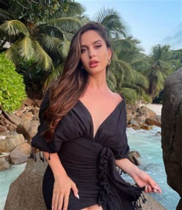
Natalie Cortez Height, Weight, Net Worth, Age, Birthday, Wikipedia, Who, Nationality, Biography 