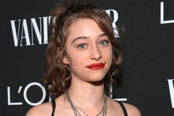 Odessa A’zion Height, Weight, Net Worth, Age, Birthday, Wikipedia, Who, Instagram, Biography