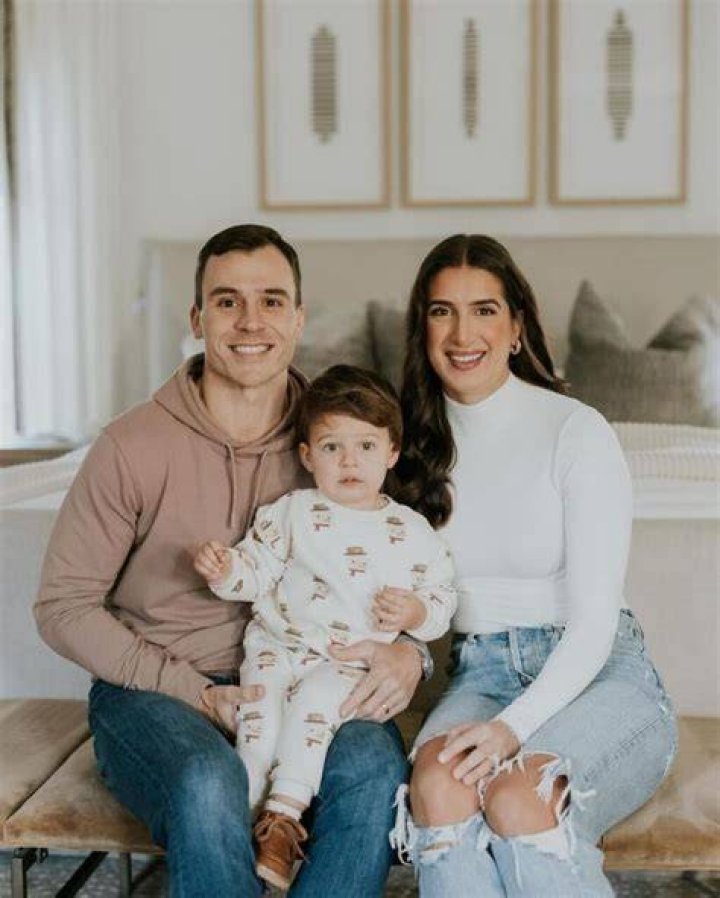 Rachel Holm Net Worth, Height, Husband, Sons, Age, Wiki, Biography, Movies