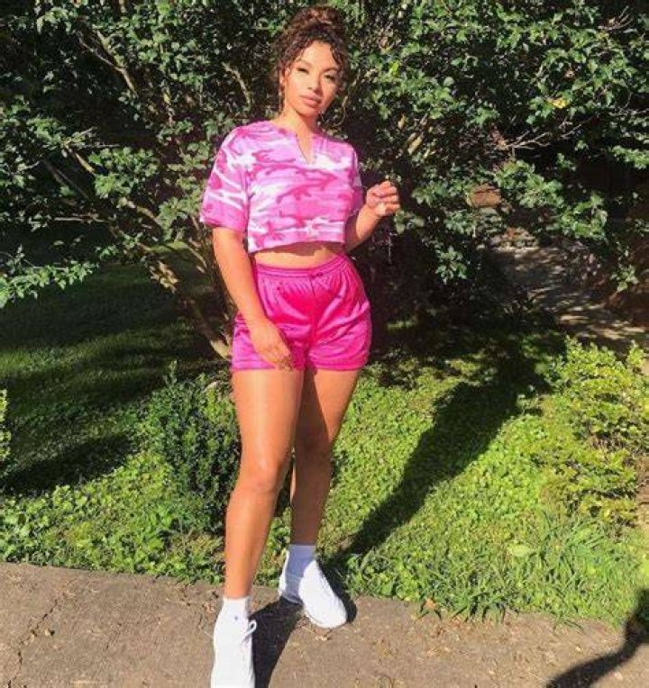 
Shantale Collins Height, Weight, Net Worth, Age, Wiki, Who, Instagram, Biography 