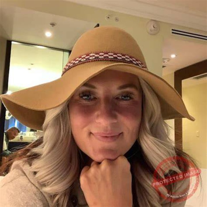 Sharee Hough Height, Weight, Net Worth, Age, Birthday, Wikipedia, Who, Nationality, Biography
