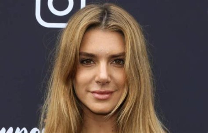 
Valentina Ferrer Height, Weight, Net Worth, Age, Birthday, Wikipedia, Who, Nationality, Biography 