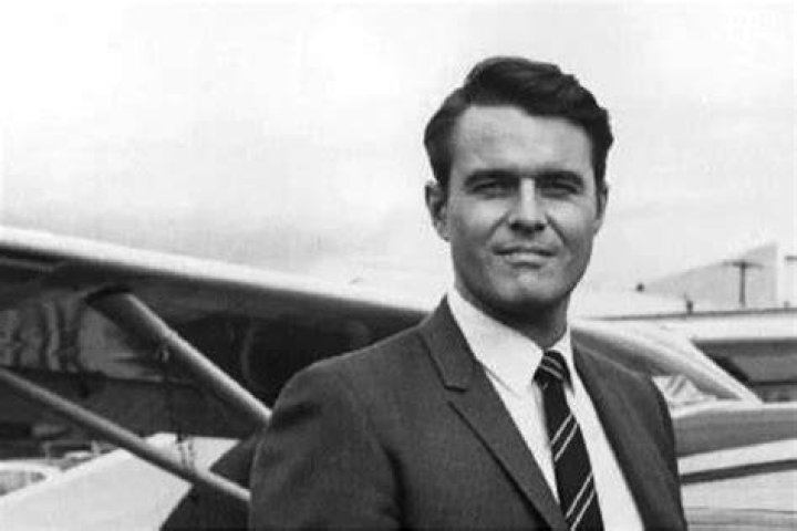 
Well-Known American Star, William Reynolds, Cast in ‘The F.B.I.’, passed away at 90 