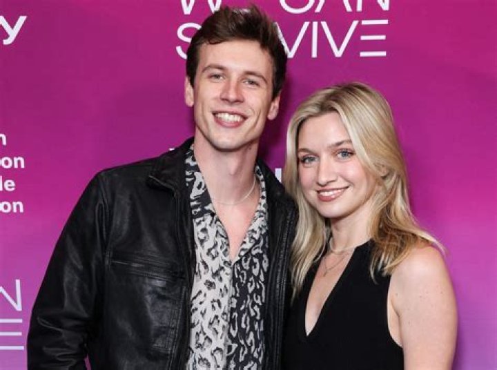 Who Is Anna Sitar Ex Boyfriend? Meet The TikTok Star On Instagram
