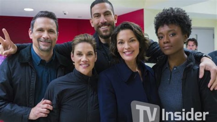 
Who Plays Tiffany in FBI? How Old is Tiffany in FBI? 