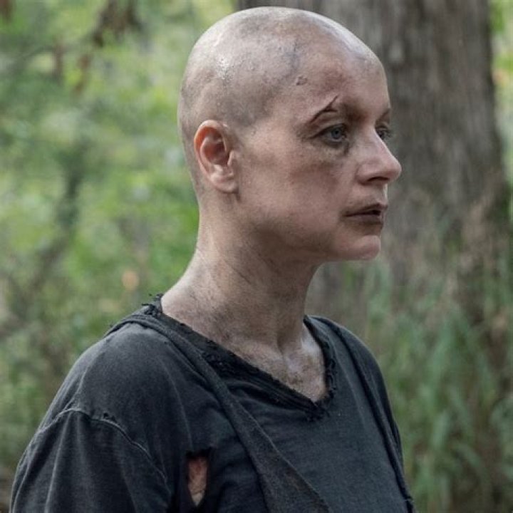 Why Is Samantha Morton Bald? Actress Health Related Problems And Short Hair Details