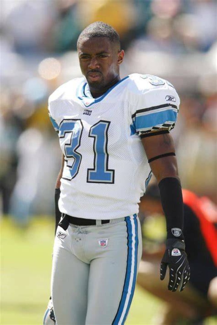 
Why was Stanley Wilson Jr arrested? Ex- Detroit Lions player tried to burglarize homes while naked multiple times 