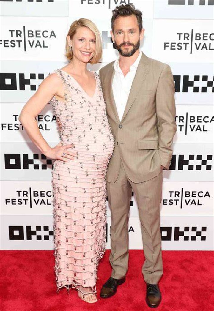 
Yes, Claire Danes Is Pregnant In 2022, Husband Hugh Darcy – How Many Kids Do They Have? 